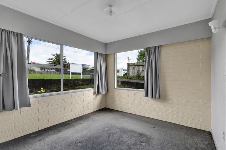 Photo of property in 33a Maire Street, Inglewood, 4330