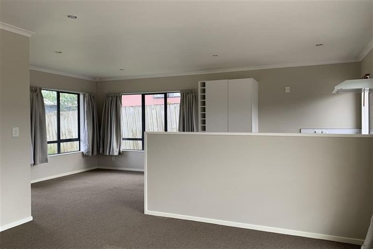 Photo of property in 2a Glenorchy Street, Glen Eden, Auckland, 0602