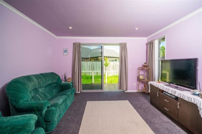 Photo of property in 2 Mimosa Lane, Yaldhurst, Christchurch, 8042