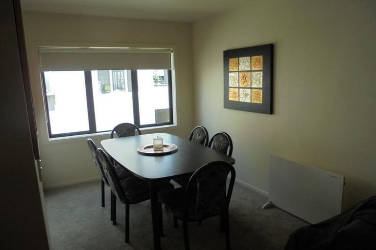 Photo of property in 2/240 The Terrace, Wellington Central, Wellington, 6011