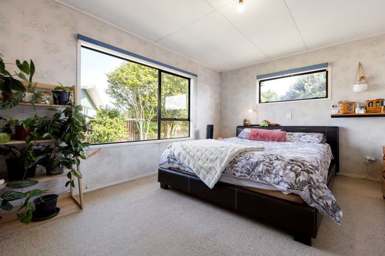 Photo of property in 19 Elmwood Crescent, Pukete, Hamilton, 3200