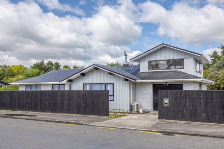 Photo of property in 117 East Street, Greytown, 5712