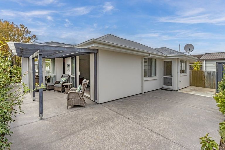Photo of property in 463a Bower Avenue, Parklands, Christchurch, 8083