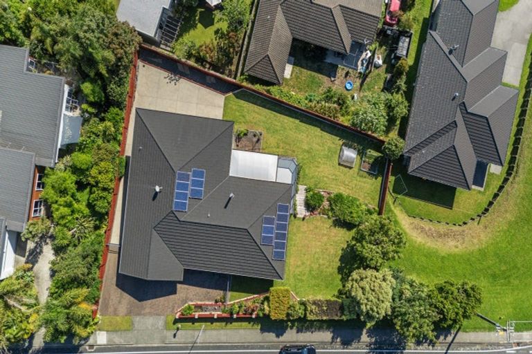 Photo of property in 132 Waikite Road, Welcome Bay, Tauranga, 3175