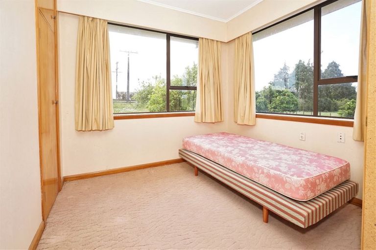 Photo of property in 84 Hall Road, Peacocke, Hamilton, 3282