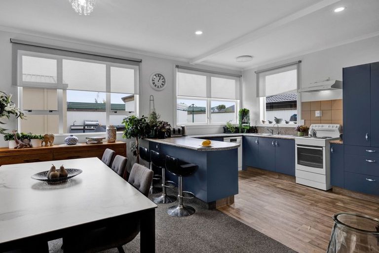 Photo of property in 16a Regan Street, Stratford, 4332