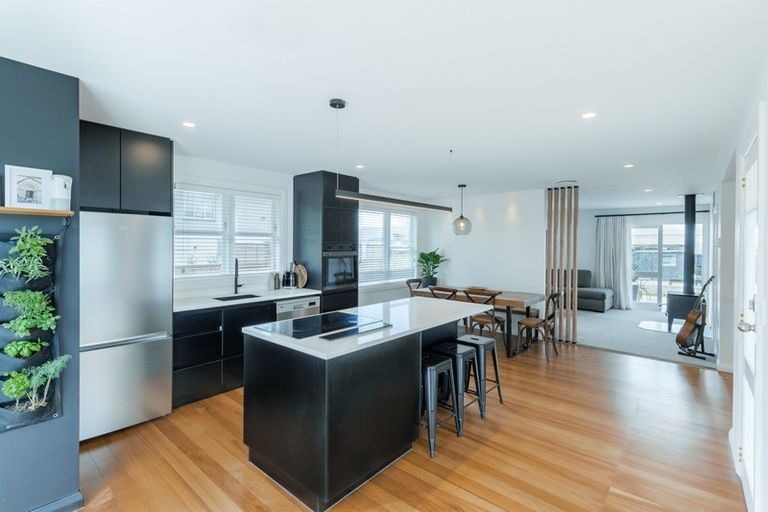 Photo of property in 63 Taylor Street, Cambridge, 3434