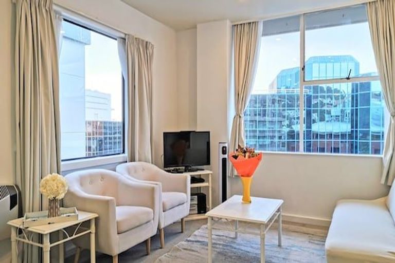 Photo of property in Terrace Tower Apartments, 126 The Terrace, Wellington Central, Wellington, 6011