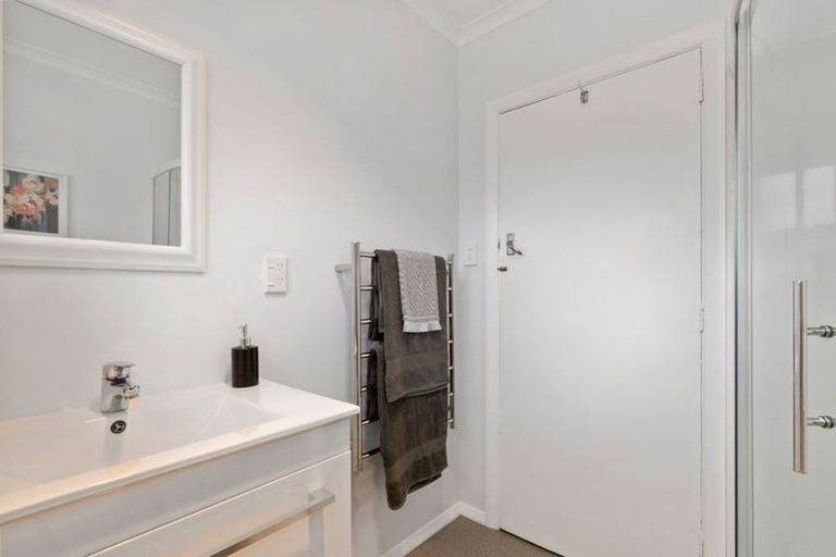 Photo of property in 9 Fitzherbert Road, Wainuiomata, Lower Hutt, 5014