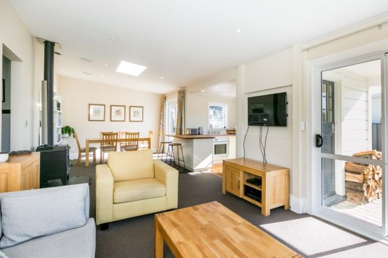 Photo of property in 59 Ferry Road, Clive, 4102