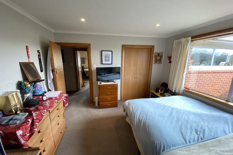 Photo of property in 132 Wakari Road, Helensburgh, Dunedin, 9010