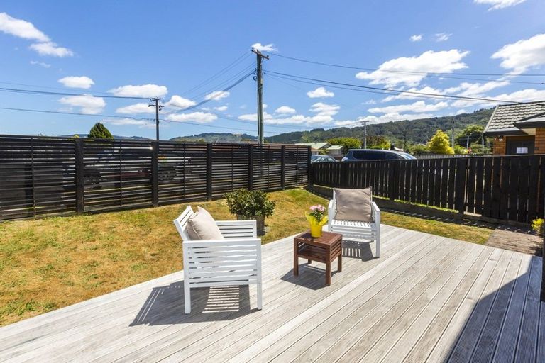 Photo of property in 30a Exchange Street, Ebdentown, Upper Hutt, 5018