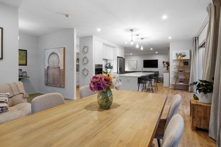 Photo of property in 54 Luxembourg Crescent, Halswell, Christchurch, 8025