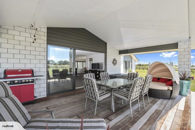 Photo of property in 8 Margot Lane, Matangi, Hamilton, 3283