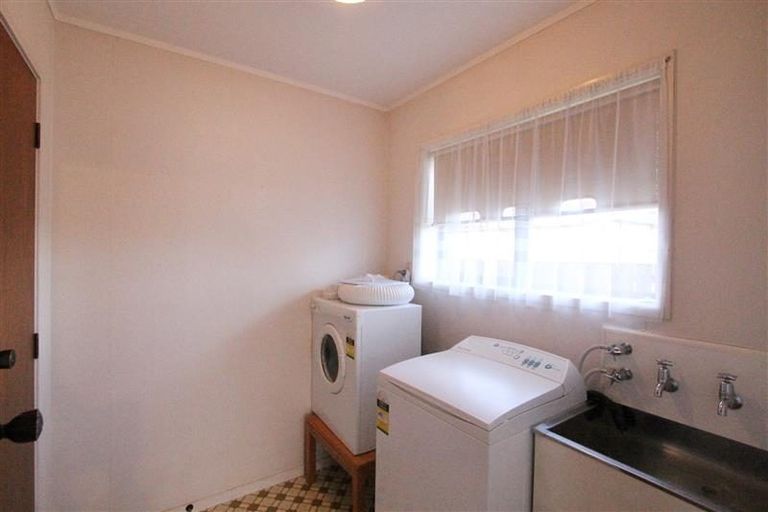 Photo of property in 1/16 Regent Street, Papatoetoe, Auckland, 2025