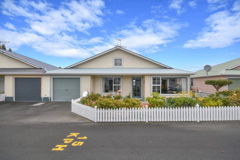 Photo of property in Balmoral Park, 2/31 Eastbourne Street, Caversham, Dunedin, 9012
