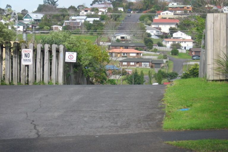 Photo of property in 59e Triangle Road, Massey, Auckland, 0614