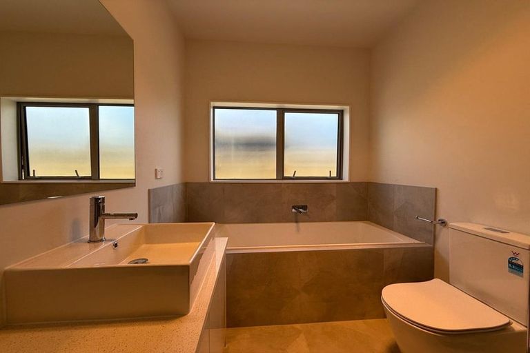 Photo of property in 109 Mutetai Road, Clarks Beach, 2122