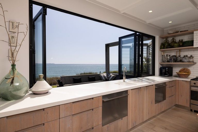 Photo of property in 23 Karewa Parade, Papamoa Beach, Papamoa, 3118