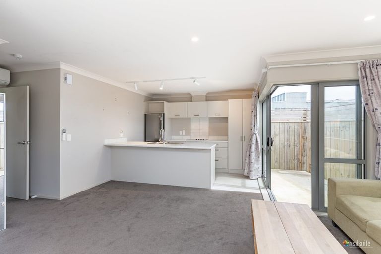 Photo of property in 2 Mandel Mews, Waiwhetu, Lower Hutt, 5010