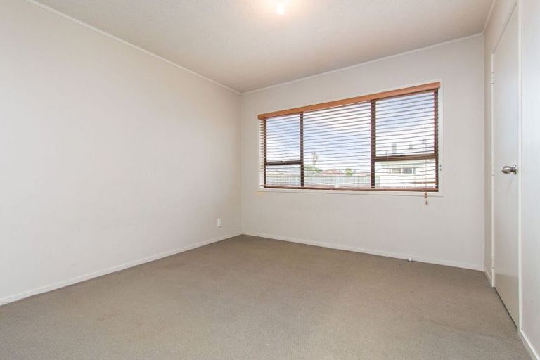 Photo of property in 2/6 Miami Street, Mangere East, Auckland, 2024