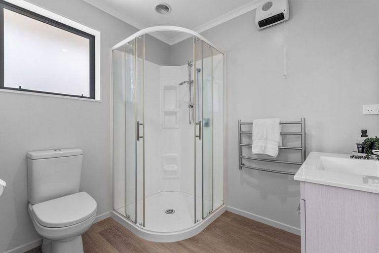 Photo of property in 276 Lakes Boulevard, Pyes Pa, Tauranga, 3112