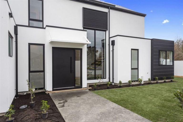 Photo of property in 2 Glenturret Drive, Casebrook, Christchurch, 8051