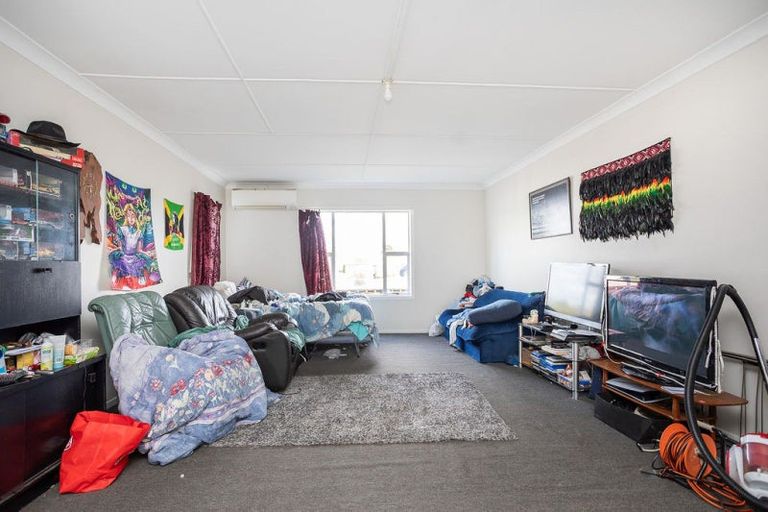 Photo of property in 13 Waterloo Street, Dannevirke, 4930