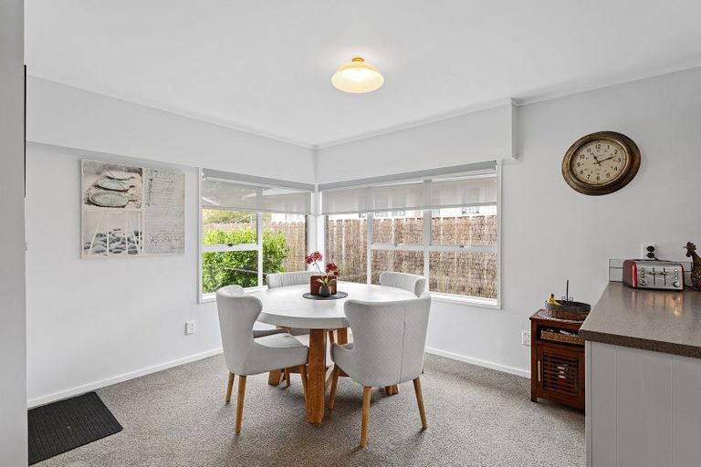 Photo of property in 6 Mount Avenue, Te Aroha, 3320