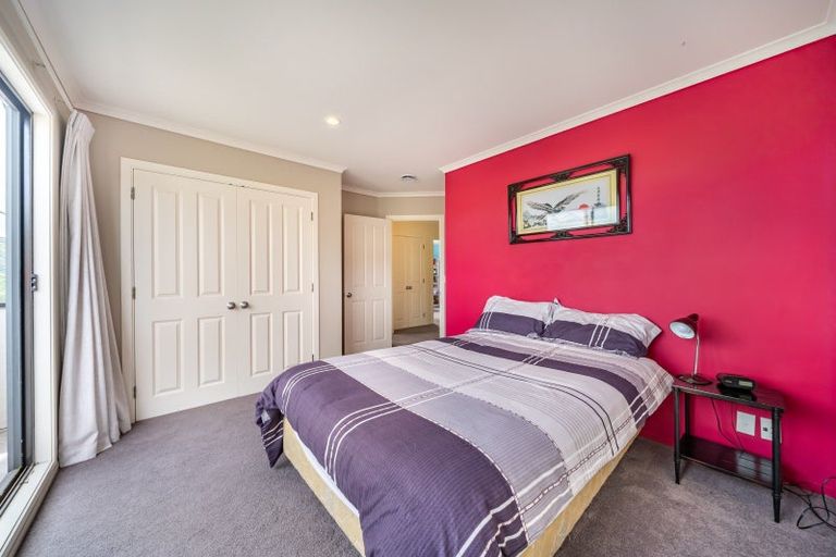 Photo of property in 25 Landsdowne Terrace, Karori, Wellington, 6012