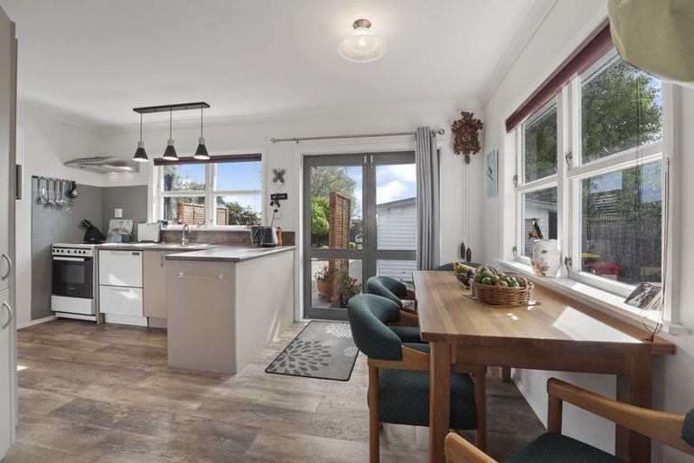 Photo of property in 3 Cobham Street, Levin, 5510