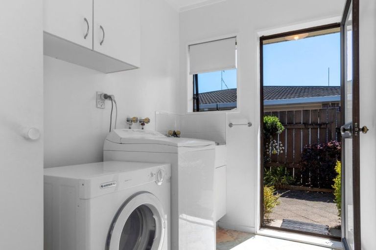 Photo of property in 1/12 Pemberton Crescent, Greerton, Tauranga, 3112