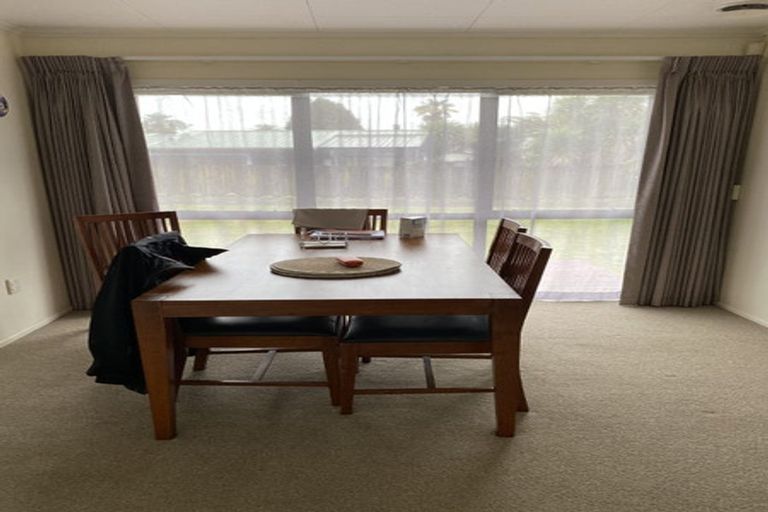 Photo of property in 27 Holloway Place, Forest Lake, Hamilton, 3200