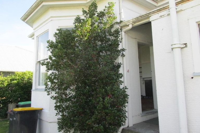 Photo of property in 1-4/35 Trafalgar Street, Maori Hill, Timaru, 7910