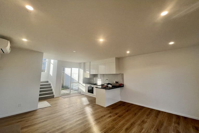 Photo of property in 22e Elliot Street, Howick, Auckland, 2014