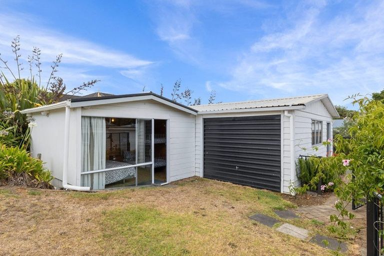 Photo of property in 11 Pinewood Place, Mangawhai Heads, Mangawhai, 0505