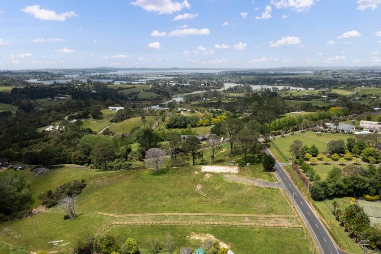 Photo of property in 683 Ridge Road, Riverhead, 0793