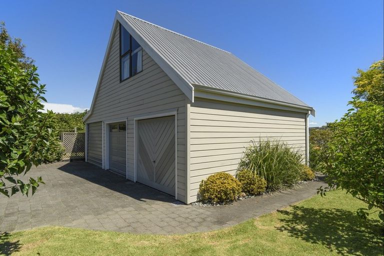 Photo of property in 30 Ruamoana Place, Omokoroa, 3114