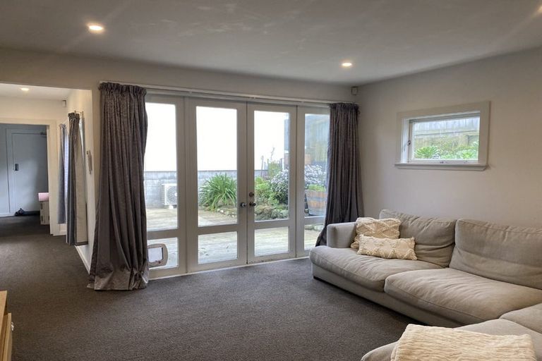 Photo of property in 35 The Esplanade, Raumati South, Paraparaumu, 5032