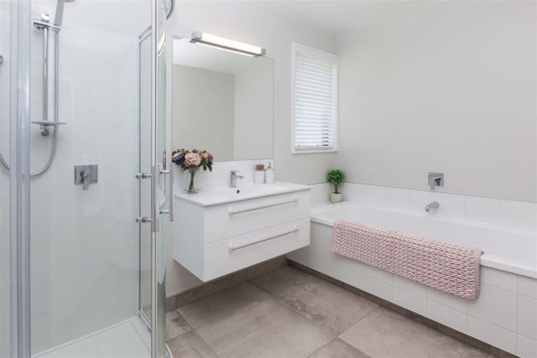 Photo of property in 29 Kingsbridge West, Burwood, Christchurch, 8083