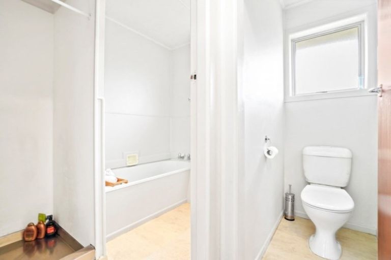 Photo of property in 28 Howell Avenue, Riverlea, Hamilton, 3216