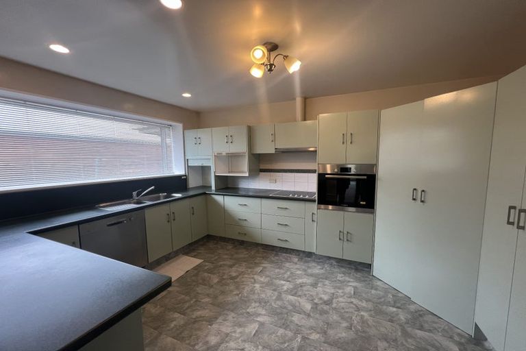 Photo of property in 1/170a Racecourse Road, Sockburn, Christchurch, 8042