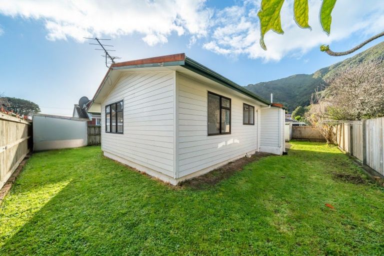 Photo of property in 193a Whites Line East, Waiwhetu, Lower Hutt, 5010