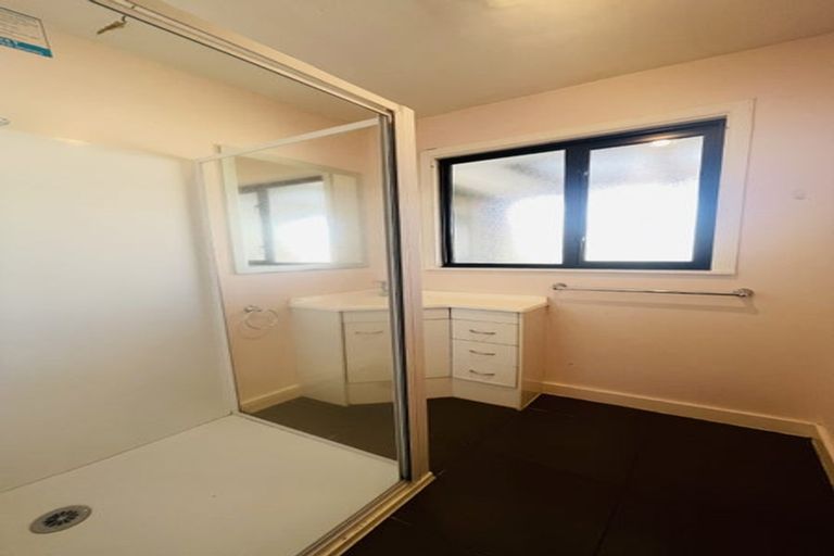 Photo of property in 5 Ariki Place, Hei Hei, Christchurch, 8042