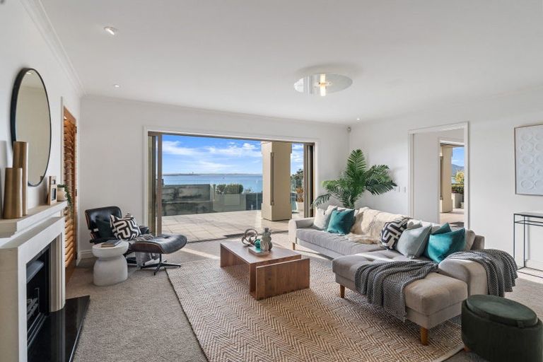 Photo of property in 55 Cliff Road, Saint Heliers, Auckland, 1071