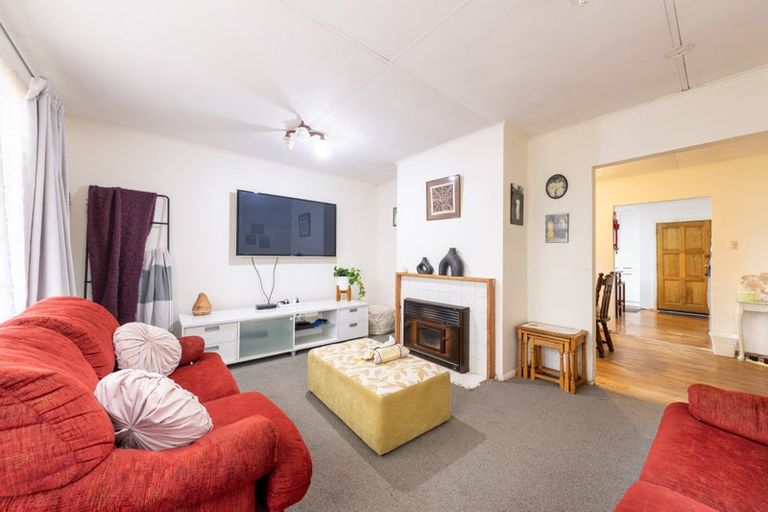 Photo of property in 90a Corinna Street, Waitangirua, Porirua, 5024
