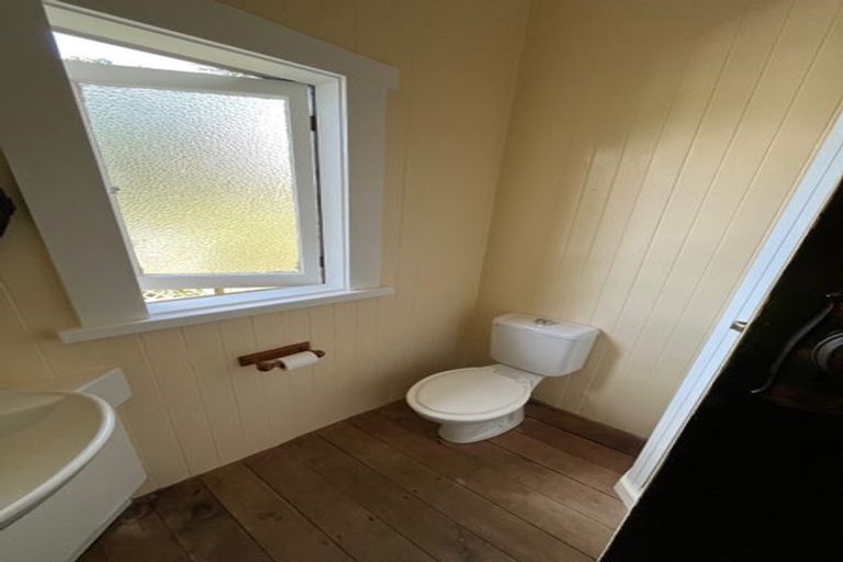 Photo of property in 19b Stafford Road, Northcote Point, Auckland, 0627