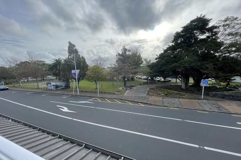 Photo of property in 3/107 Great South Road, Papakura, 2110