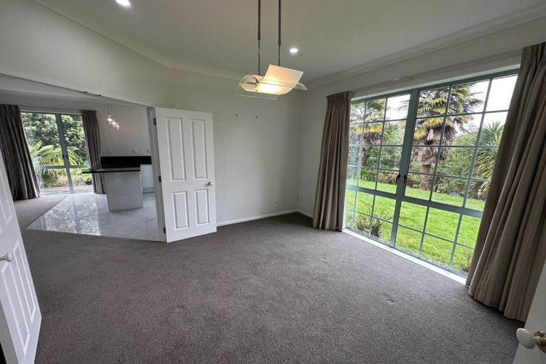 Photo of property in 21 Polo Prince Drive, Totara Park, Manurewa, 2576