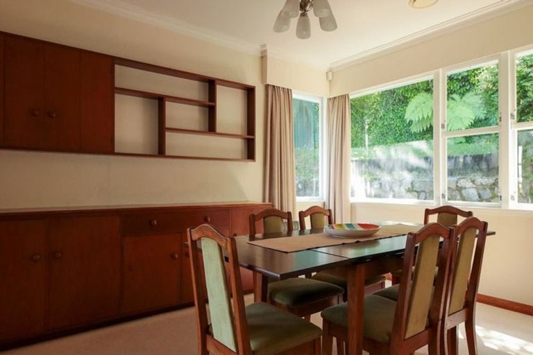 Photo of property in 1 Kohima Drive, Khandallah, Wellington, 6035